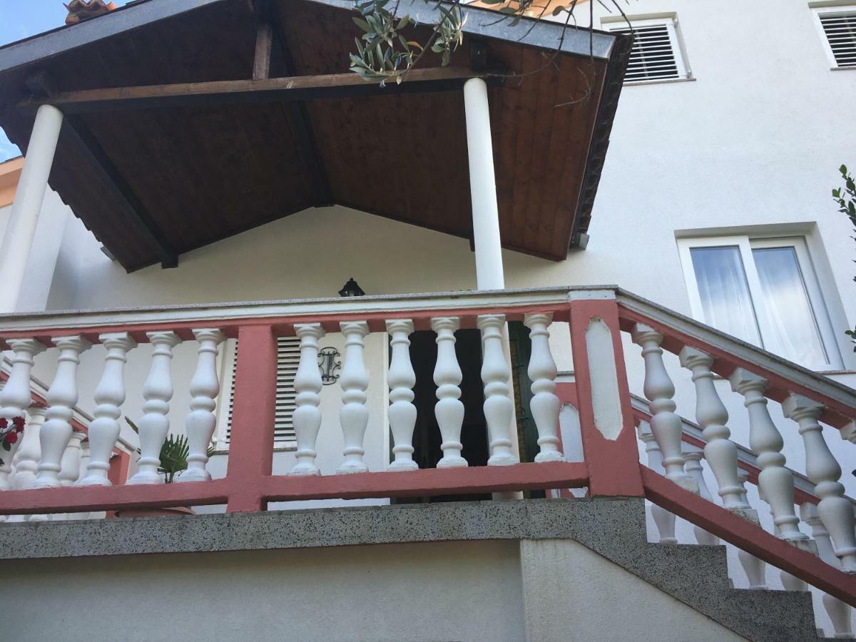 Apartments Ankica Kampor Exterior photo