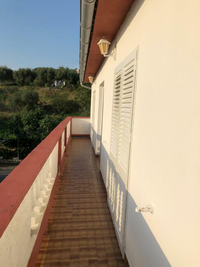 Apartments Ankica Kampor Exterior photo